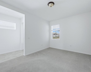 8113 Sternway Road - Photo Thumbnail 22