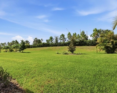 8113 Sternway Road - Photo Thumbnail 31