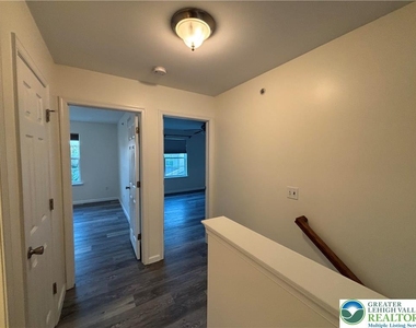 5054 Dale Trail - Photo Thumbnail 16