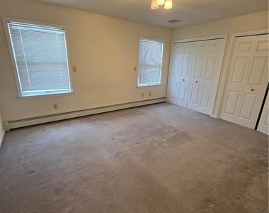 74 W Spruce Street - Photo Thumbnail 10