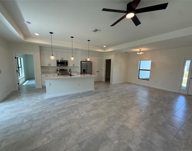 2646 Sadnet Lane - Photo Thumbnail 5