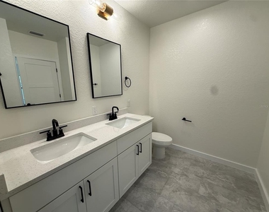 2646 Sadnet Lane - Photo Thumbnail 13
