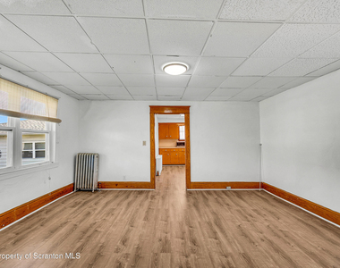 528 S Main Street - Photo Thumbnail 12