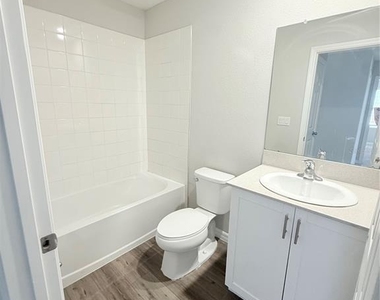 12935 Hawkstone Trail Boulevard - Photo Thumbnail 10