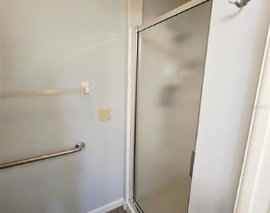 5808 Garden Lakes Drive - Photo Thumbnail 25