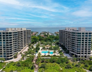 1211 Gulf Of Mexico Drive - Photo Thumbnail 57