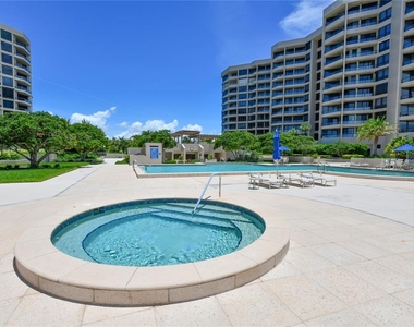1211 Gulf Of Mexico Drive - Photo Thumbnail 45