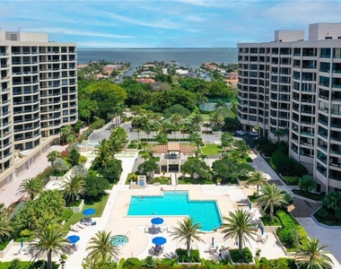 1211 Gulf Of Mexico Drive - Photo Thumbnail 58