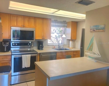1358 Rock Dove Court - Photo Thumbnail 12