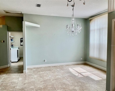 3715 72nd Ave E - Photo Thumbnail 6