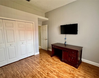 3715 72nd Ave E - Photo Thumbnail 15