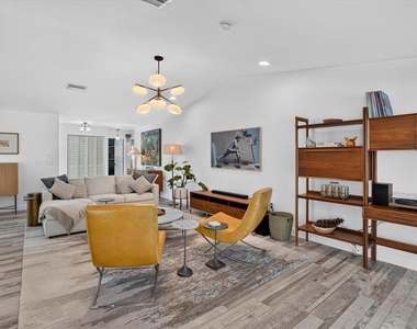 3282 Tobero Lane - Photo Thumbnail 11