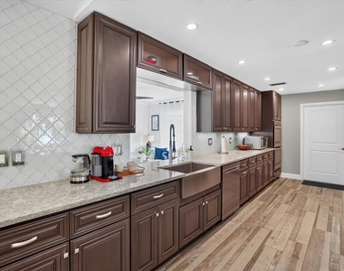 3282 Tobero Lane - Photo Thumbnail 19