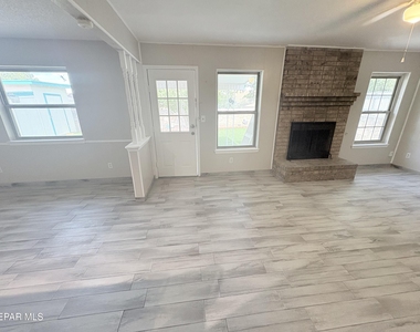 3444 Tascosa Street - Photo Thumbnail 2