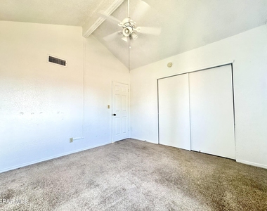 2218 Seagull Drive - Photo Thumbnail 18