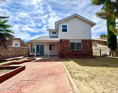 2218 Seagull Drive - Photo Thumbnail 4