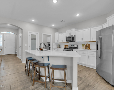 12316 Desert Path Court - Photo Thumbnail 11