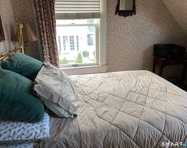 33 Grove Avenue - Photo Thumbnail 20