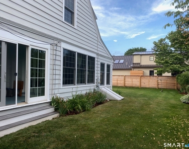 33 Grove Avenue - Photo Thumbnail 23