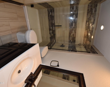 10800 Saigon Drive - Photo Thumbnail 18