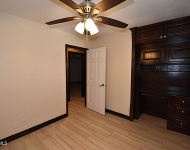 10800 Saigon Drive - Photo Thumbnail 19