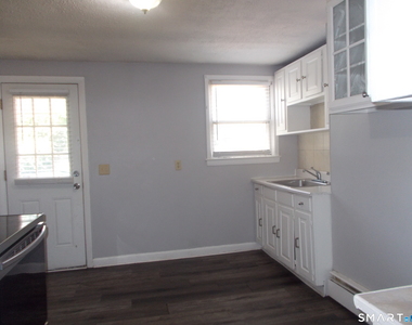 161 Howard Avenue - Photo Thumbnail 7