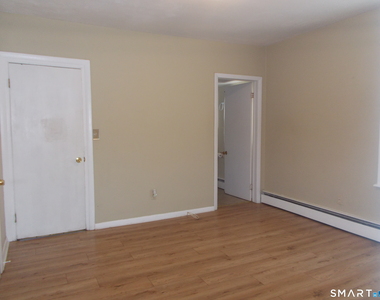 161 Howard Avenue - Photo Thumbnail 6