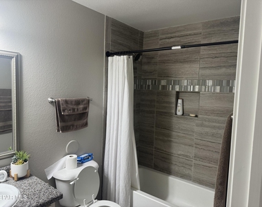 251 Wardour Castle Place - Photo Thumbnail 19