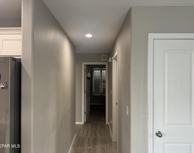 251 Wardour Castle Place - Photo Thumbnail 13