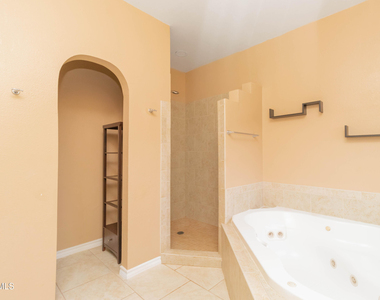 4744 Excalibur Drive - Photo Thumbnail 36
