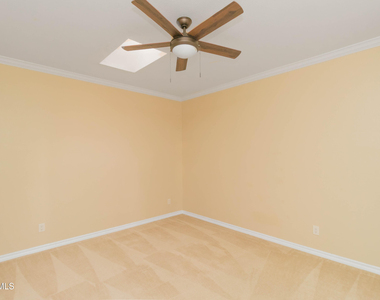 4744 Excalibur Drive - Photo Thumbnail 39