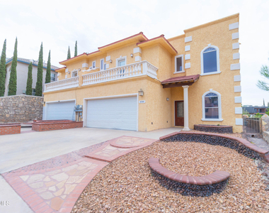 4744 Excalibur Drive - Photo Thumbnail 5