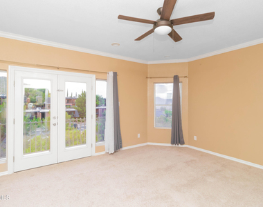 4744 Excalibur Drive - Photo Thumbnail 3