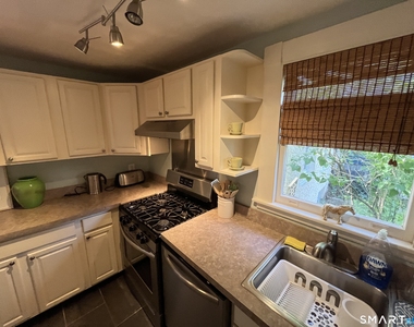 17 Anderson Street - Photo Thumbnail 7