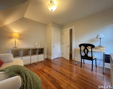 17 Anderson Street - Photo Thumbnail 16