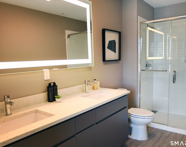 2 Harbor Point Road - Photo Thumbnail 5