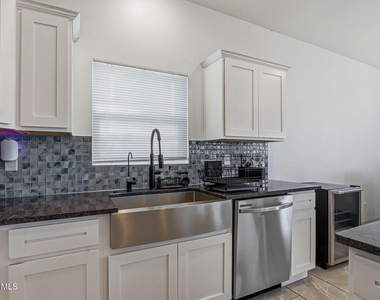 3601 Hill Sand Place - Photo Thumbnail 11