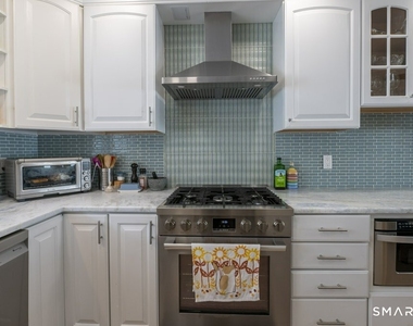 72 Cosey Beach Avenue - Photo Thumbnail 25
