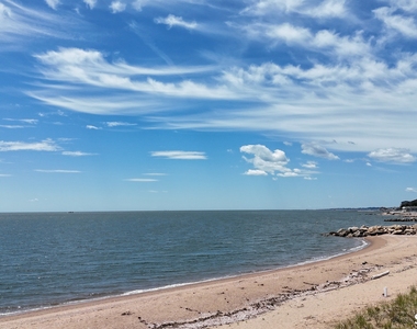 72 Cosey Beach Avenue - Photo Thumbnail 12