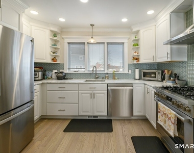 72 Cosey Beach Avenue - Photo Thumbnail 24