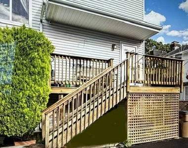 158 Seaside Avenue - Photo Thumbnail 1