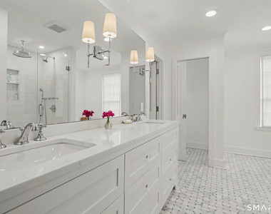 222 Sunnieholme Drive - Photo Thumbnail 12