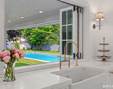 222 Sunnieholme Drive - Photo Thumbnail 5