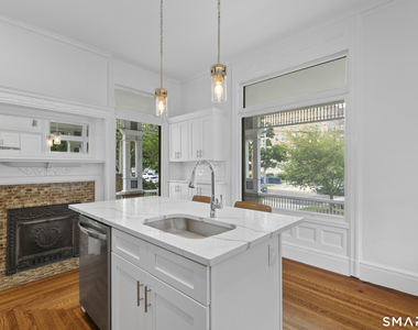131 Dwight Street - Photo Thumbnail 7