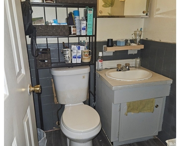 55 Angel Drive - Photo Thumbnail 7