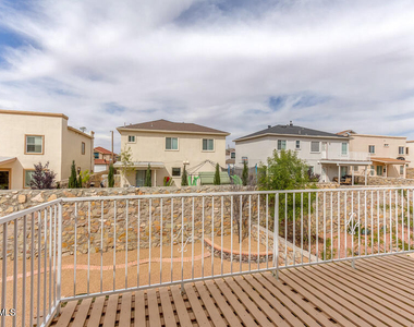 12233 Iverson Court - Photo Thumbnail 19