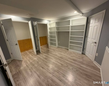 75 Leslie Road - Photo Thumbnail 20