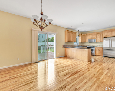 36 Pawtucket Avenue - Photo Thumbnail 10