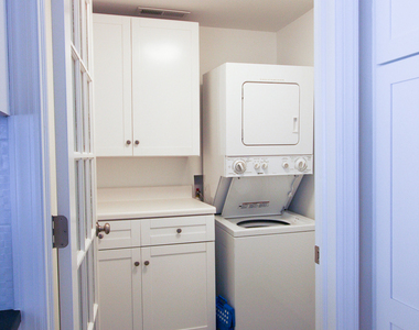 914 Pine Creek Road - Photo Thumbnail 3