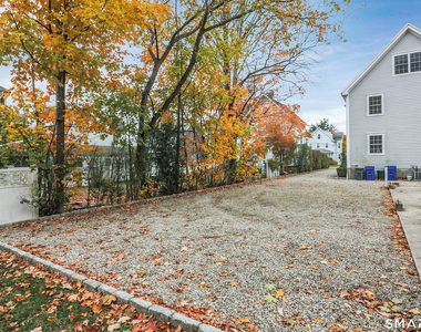 7 Hawkins Avenue - Photo Thumbnail 2